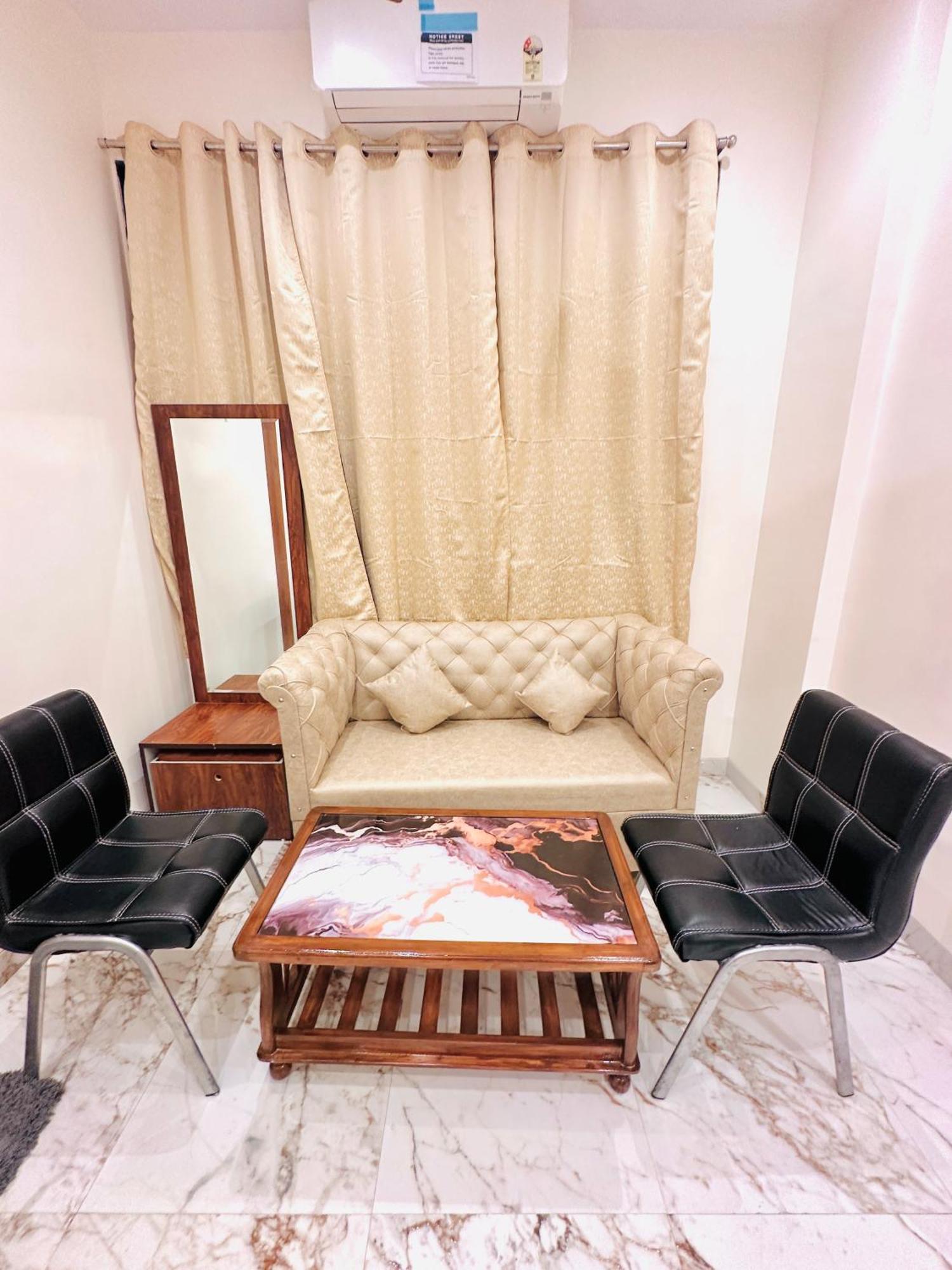 Kalyān Hotel The Ceremony מראה חיצוני תמונה